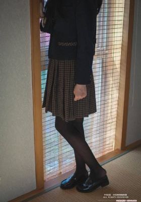 淑芬大腿内又痒了