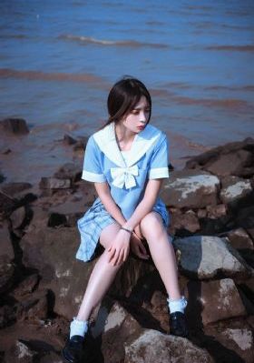 那个少女不多情之脱之诱惑